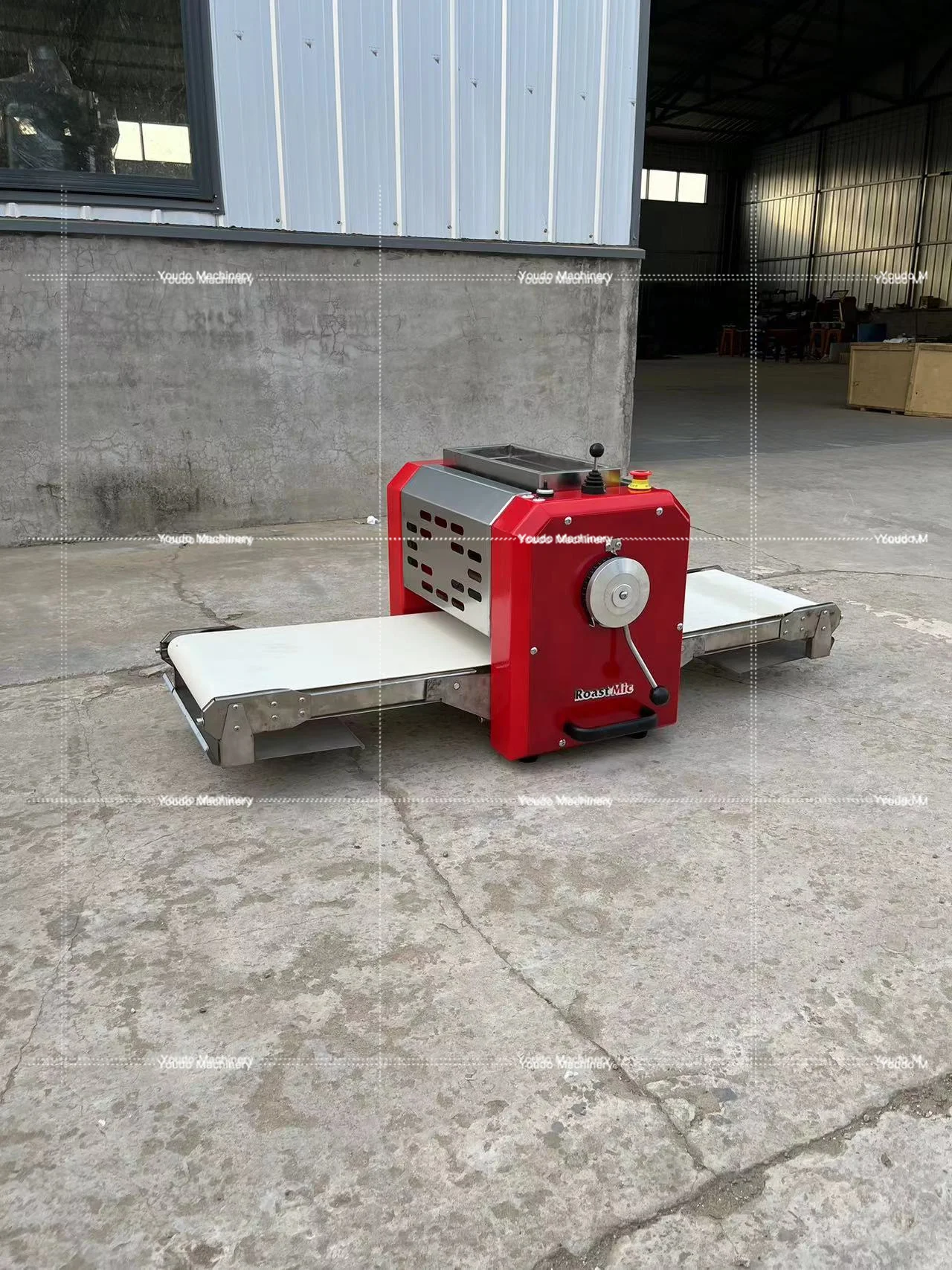 New Products New Material Dough Sheeter Mini Vertical Pastry Machine Factory Price Fashionable Limited-time Promotion