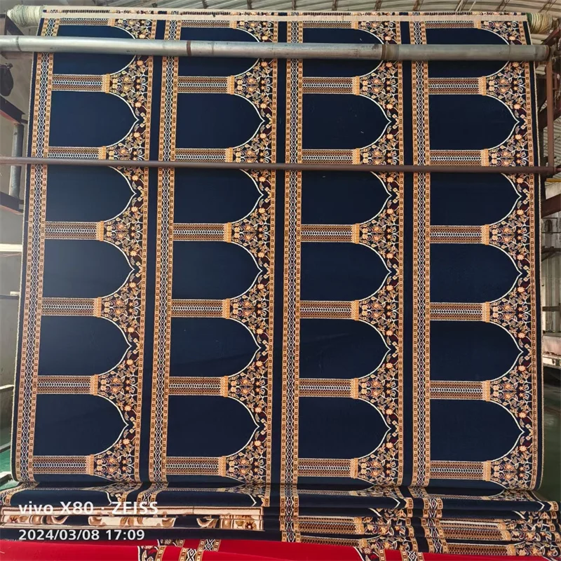 MASJID RUG.jpg