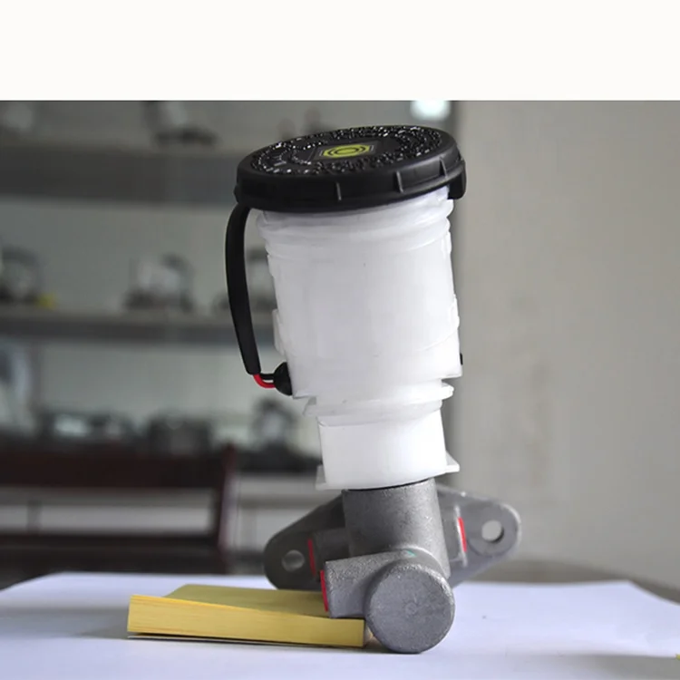 Высококачественный японский автомобильный главный тормозной цилиндр для DAIHATSU 47201-97201 47201-97211 47201-97230 47201-97241 47201-97244