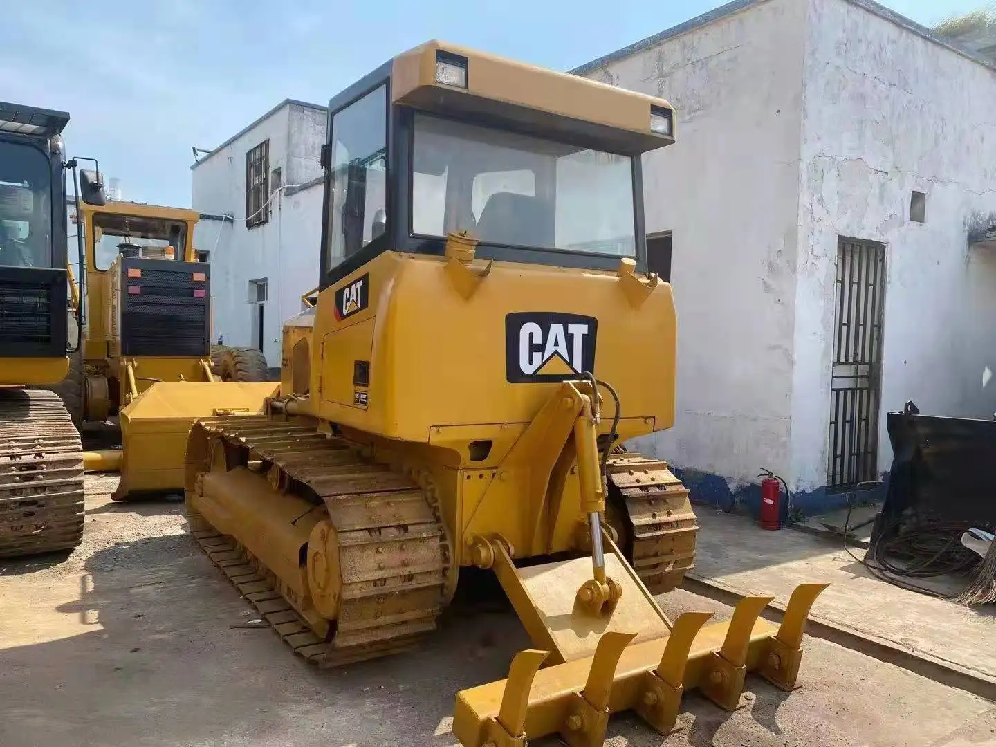 Used Cat D5K XL Crawler Bulldozer, Original Japan Used Cat D5K D6D D6G Dozer For Sale