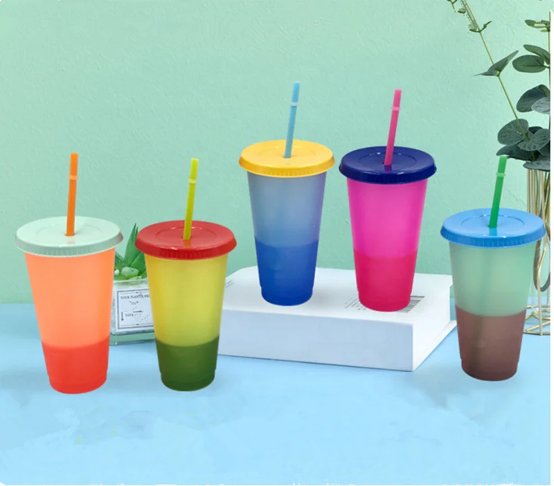 Hot sale Custom Temperature Liquid Magic Color Changing Coffee Water Mug with Straw 710 ml Reusable Plastic
