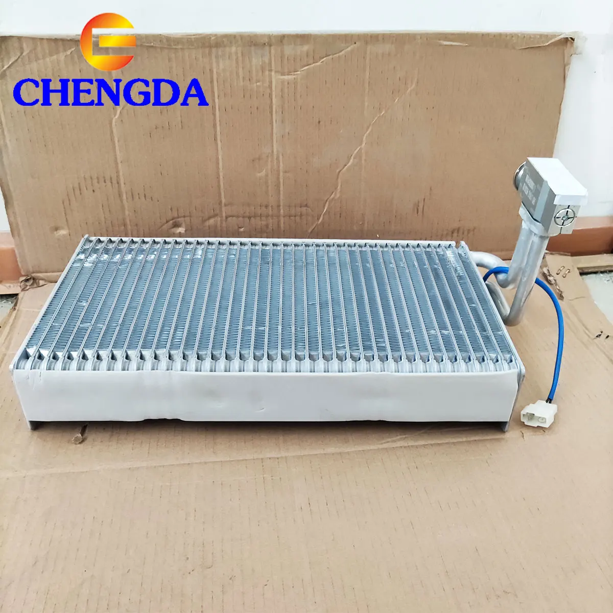 Запасные части Sinotruck WG1642820005 Портативный испарительный