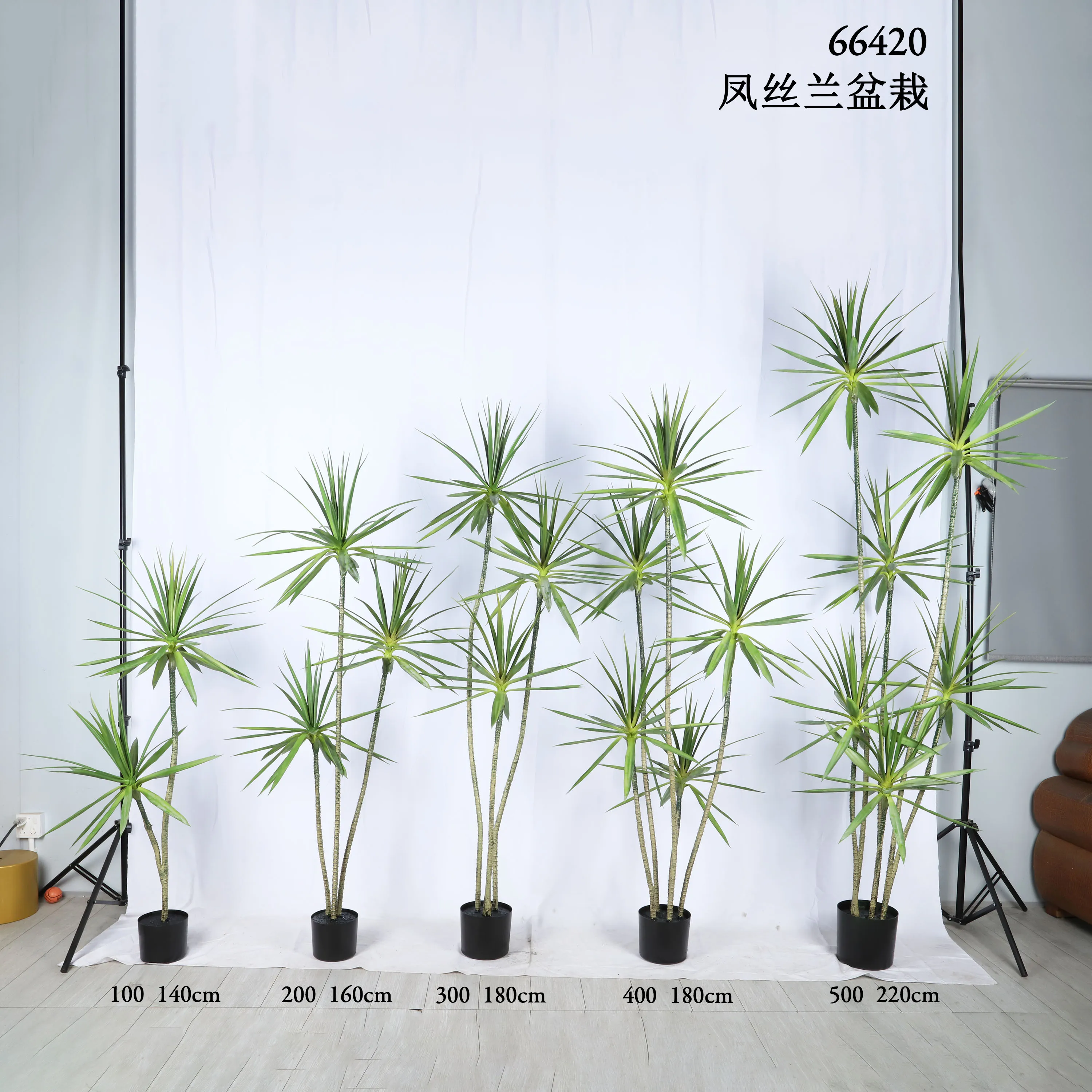 Hot Sell Real Touch PE Artificial Tree Tropical Yucca Tree Artificial Dracaena Tree for Garden Landscaping & Decking