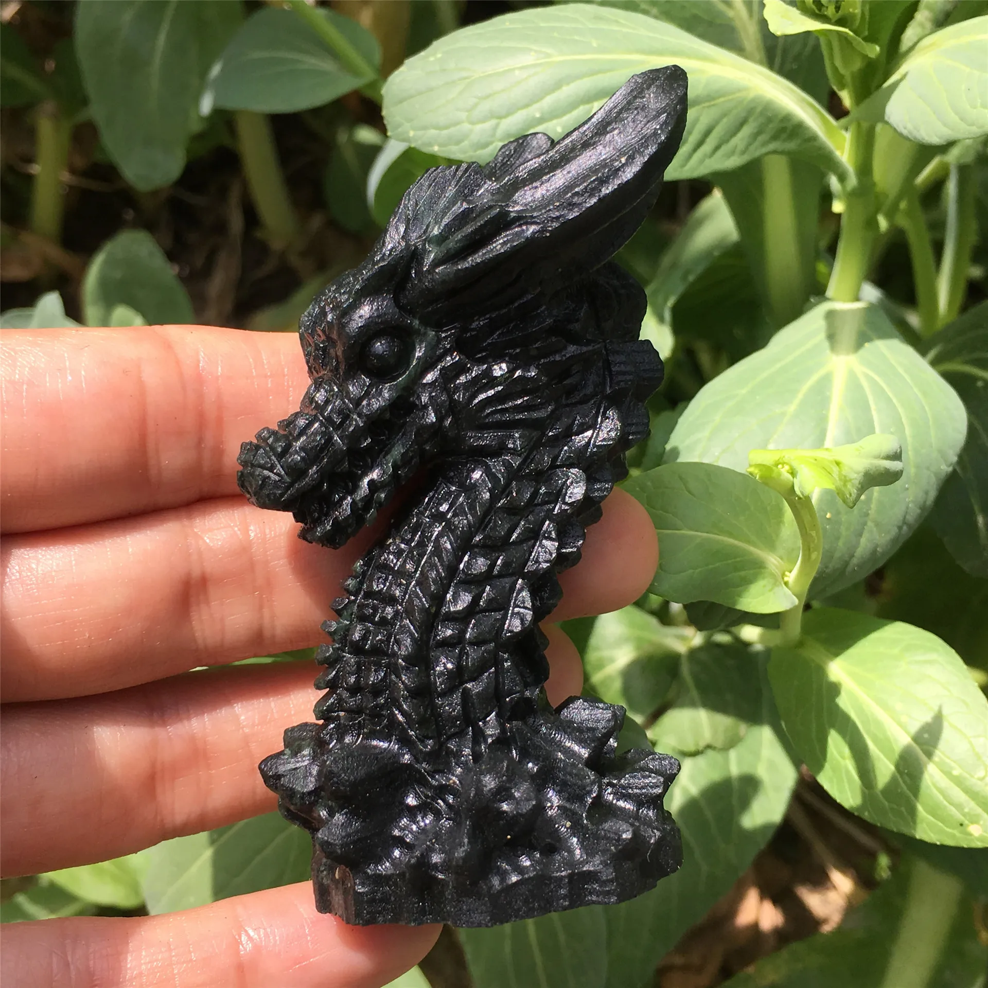 Natural Crystal Raw Stone Obsidian Dragon Figurine Crystal Crafts Home Decoration