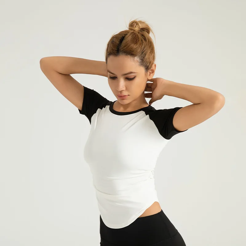 Contrast color pleated yoga clothes for women with slim waist and nude feeling yoga sports outdoor fitness tops