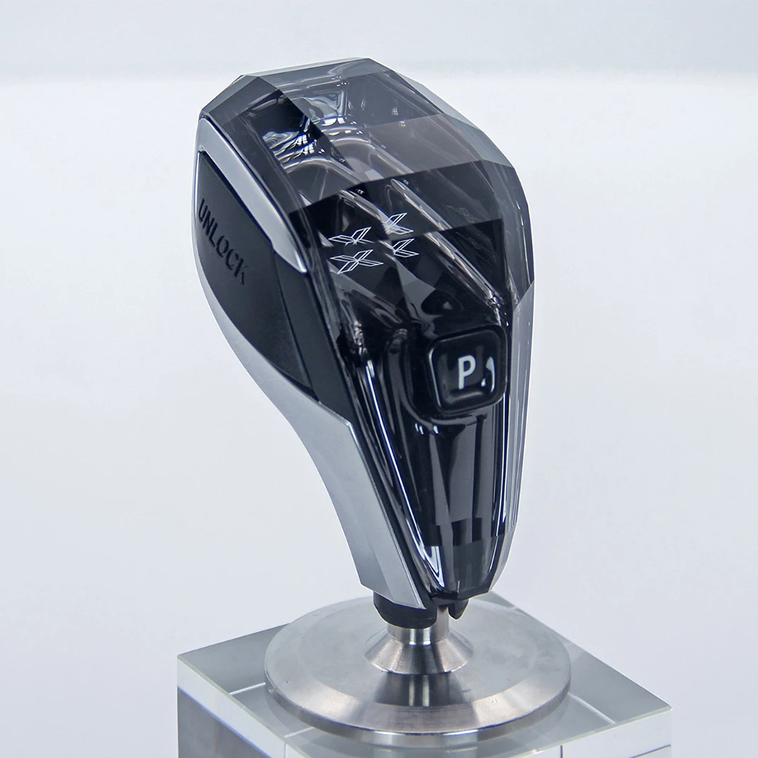 High quality Car Crystal Gear shift knob with LED Backlight case for BMW X3 X3i  X4 X5 X6 X7  2019-2022 G platform chassis.