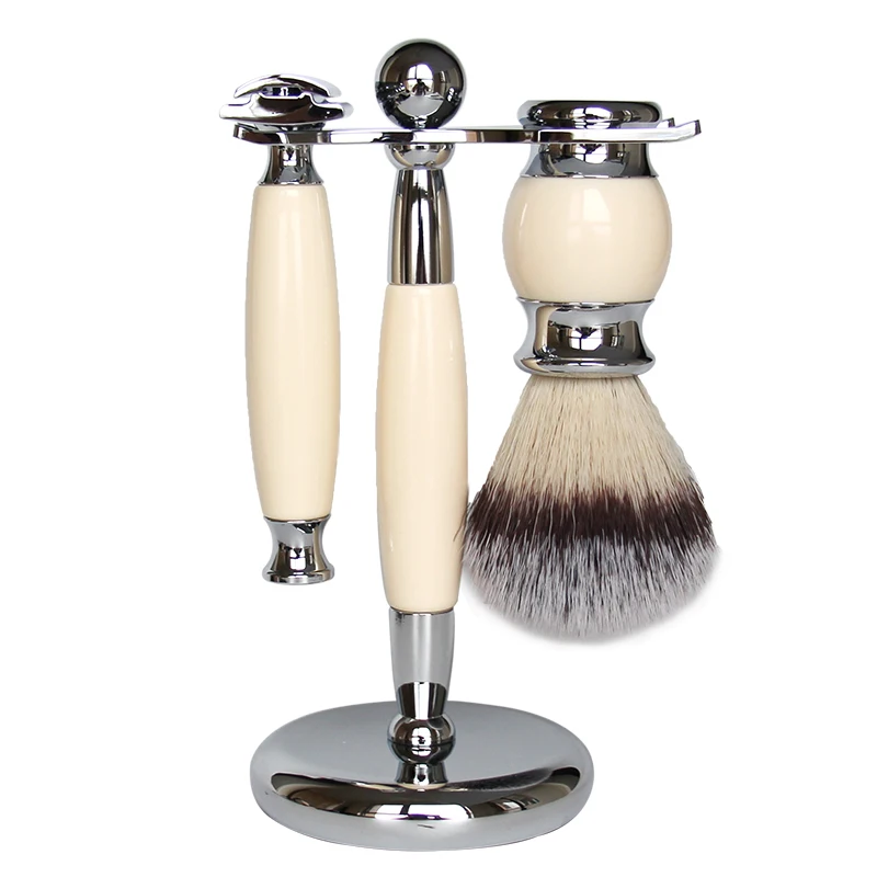 Badger Brush with uber-soft bristles comes with a black handle and chrome base