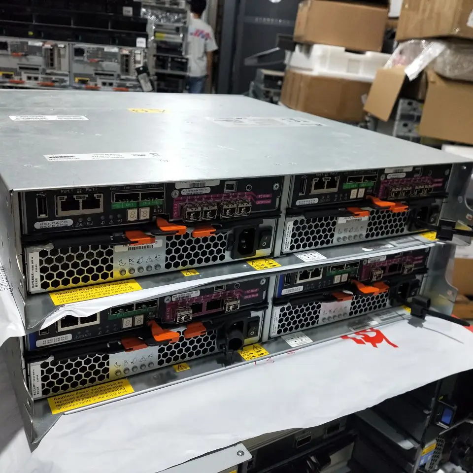 Brand new NetApp DS4246 StorageEnclore DAE include adjunct