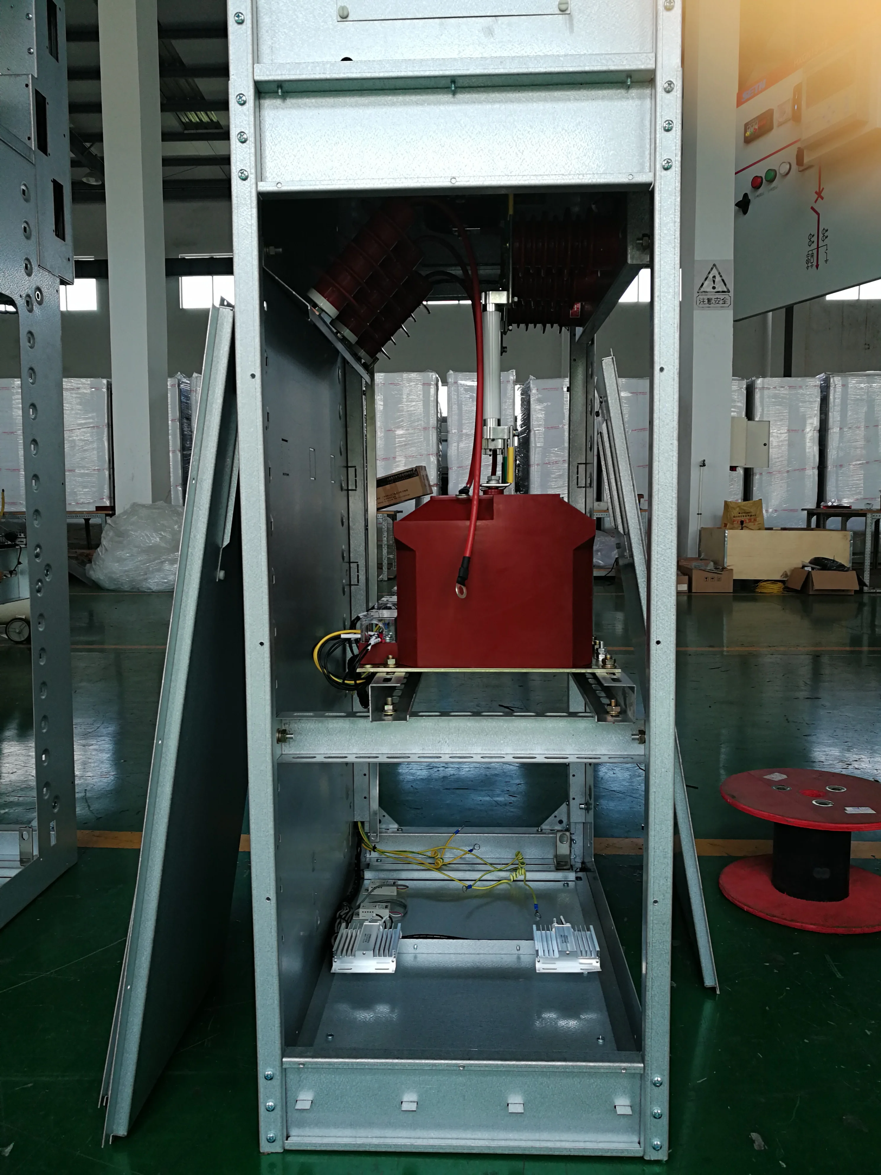 24KV outdoor ring main unit RMU switchgear gas insulated or air insulated model