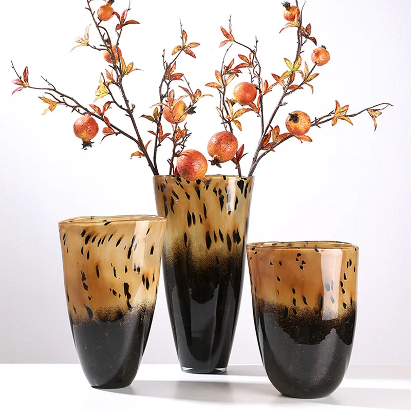 Modern simple light luxury brown two-color splicing vase sample piece hotel porch floral soft furnishings art glass vase