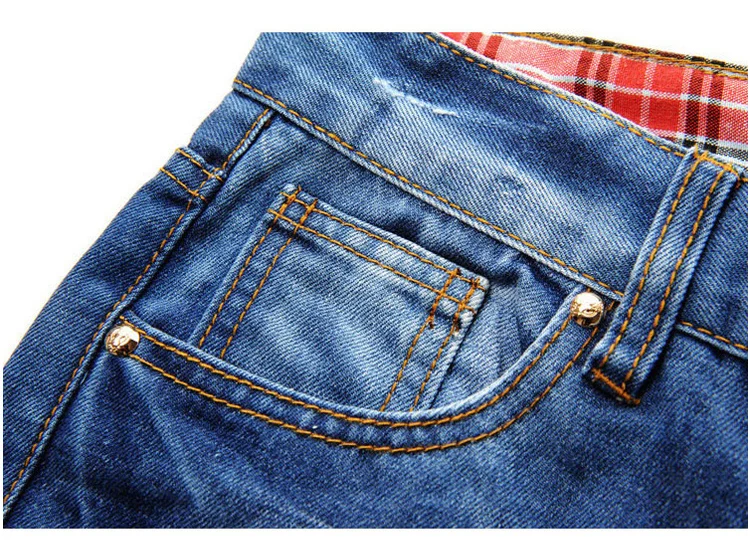 
New Design Wholesale Perforated Casual Versatile Skinny Ripped Straight Leg Classic Blue Jeans Male Denim Pants Men Trousers 