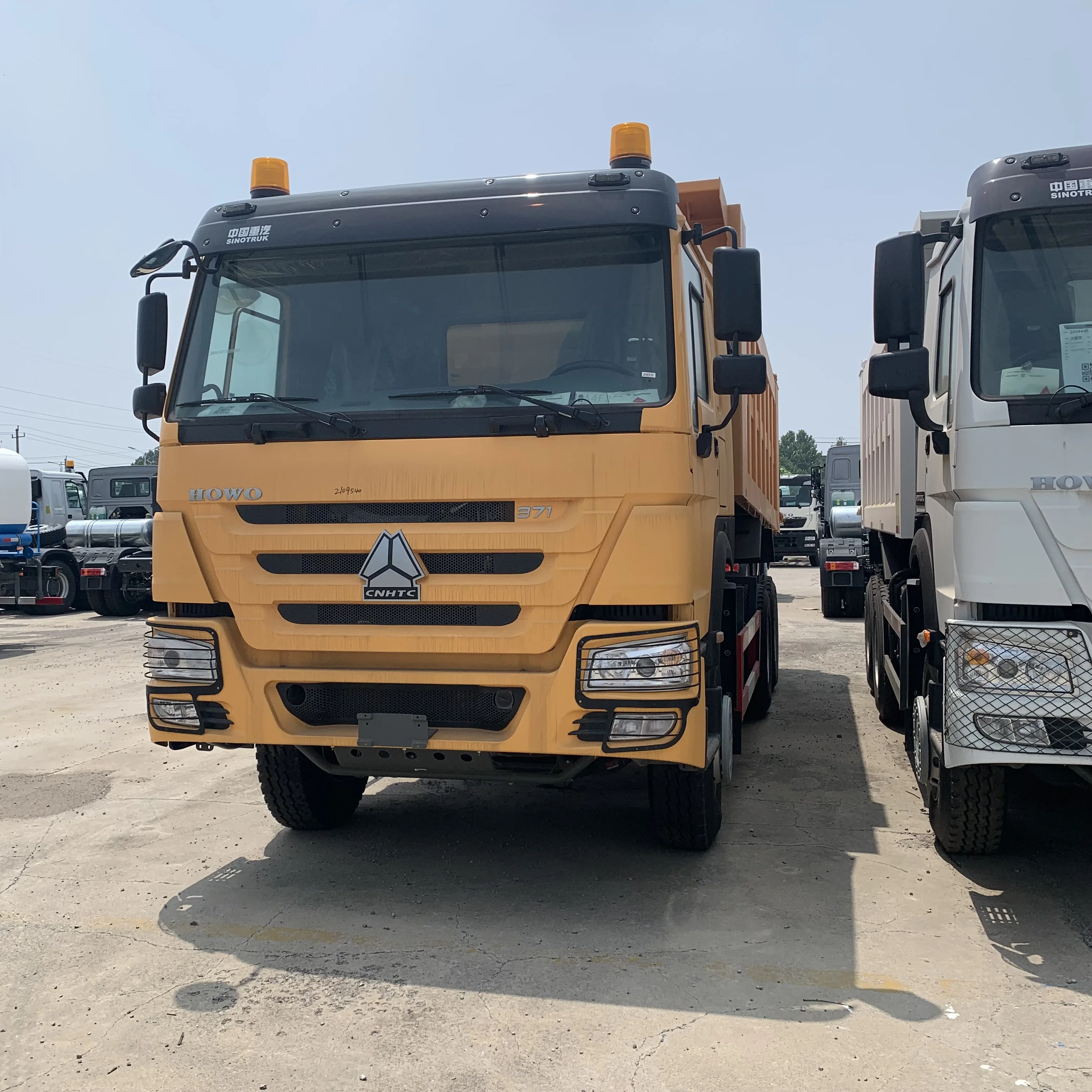 Sinotruk, цена, новые и использованные самосвалы 6x4 Howo 40T