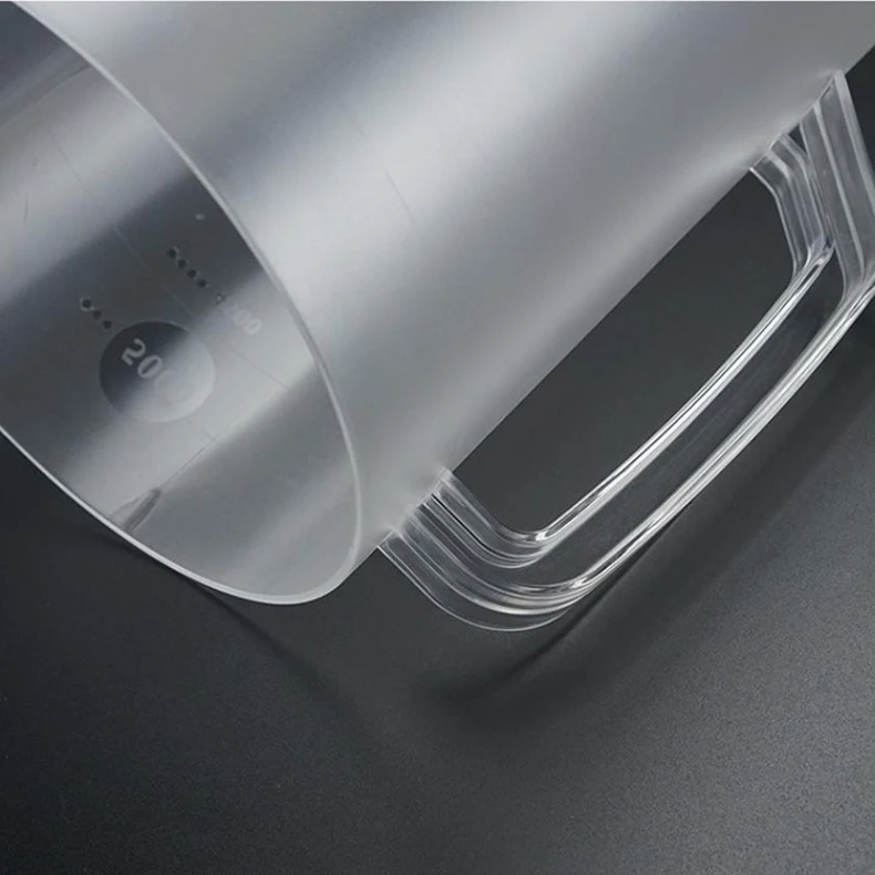 Big Polycarbonate Plastic Beer Pitcher Jar Unbreakable clear stackable plastic drinking water bottle Catering with lids camping