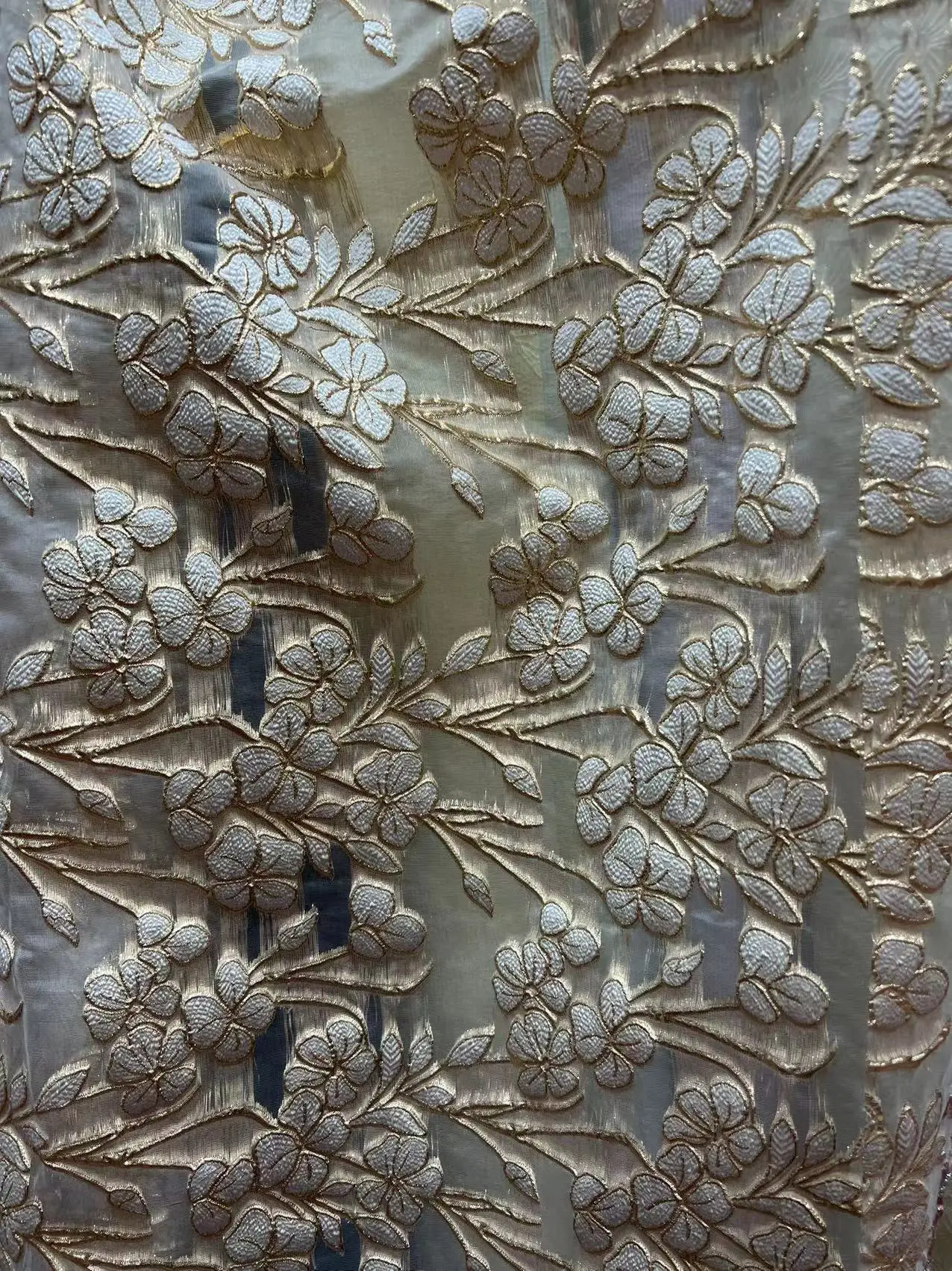 Wholesale Fashion Luxury Floral Brocade Curtain Fabric Jacquard Sofa Cover Fabric