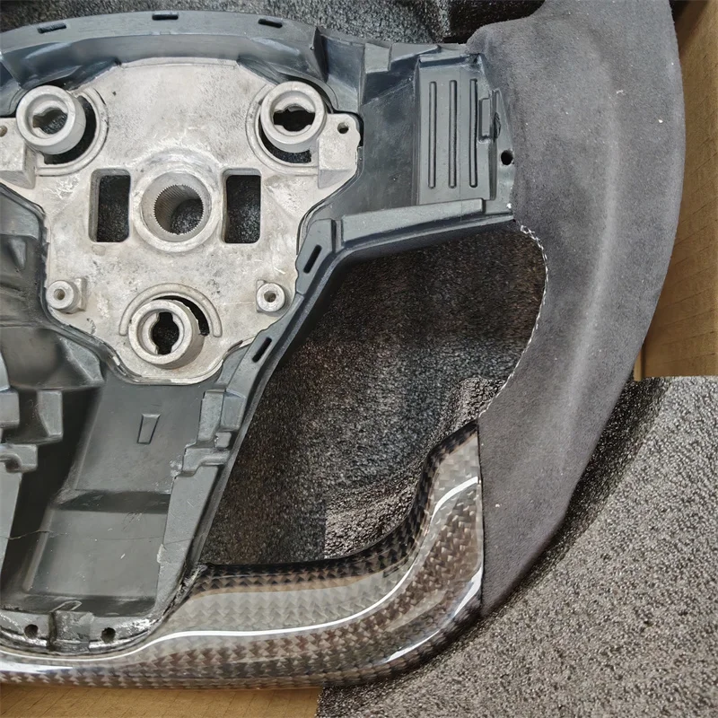 High Quality Steering Wheel Car Interior Accessories For Tesla Model 3 Y Yoke 2017-2023 Customize Carbon Fiber Alcantara