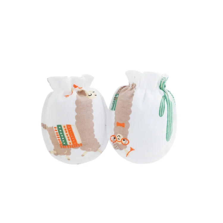 Hot Sale  Cute Cartoon New Factory Direct Creative  Infant Hanging Cute Warm newborn Mitten For Baby