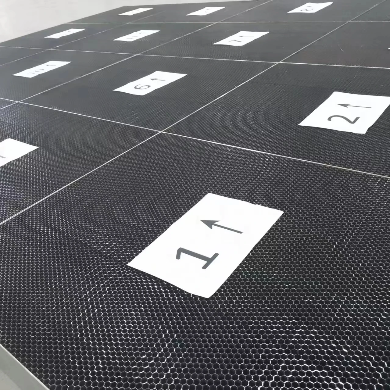 Restraint of Electromagnetic Interference Stainless Steel Honeycomb Core For Wave-Guide Window