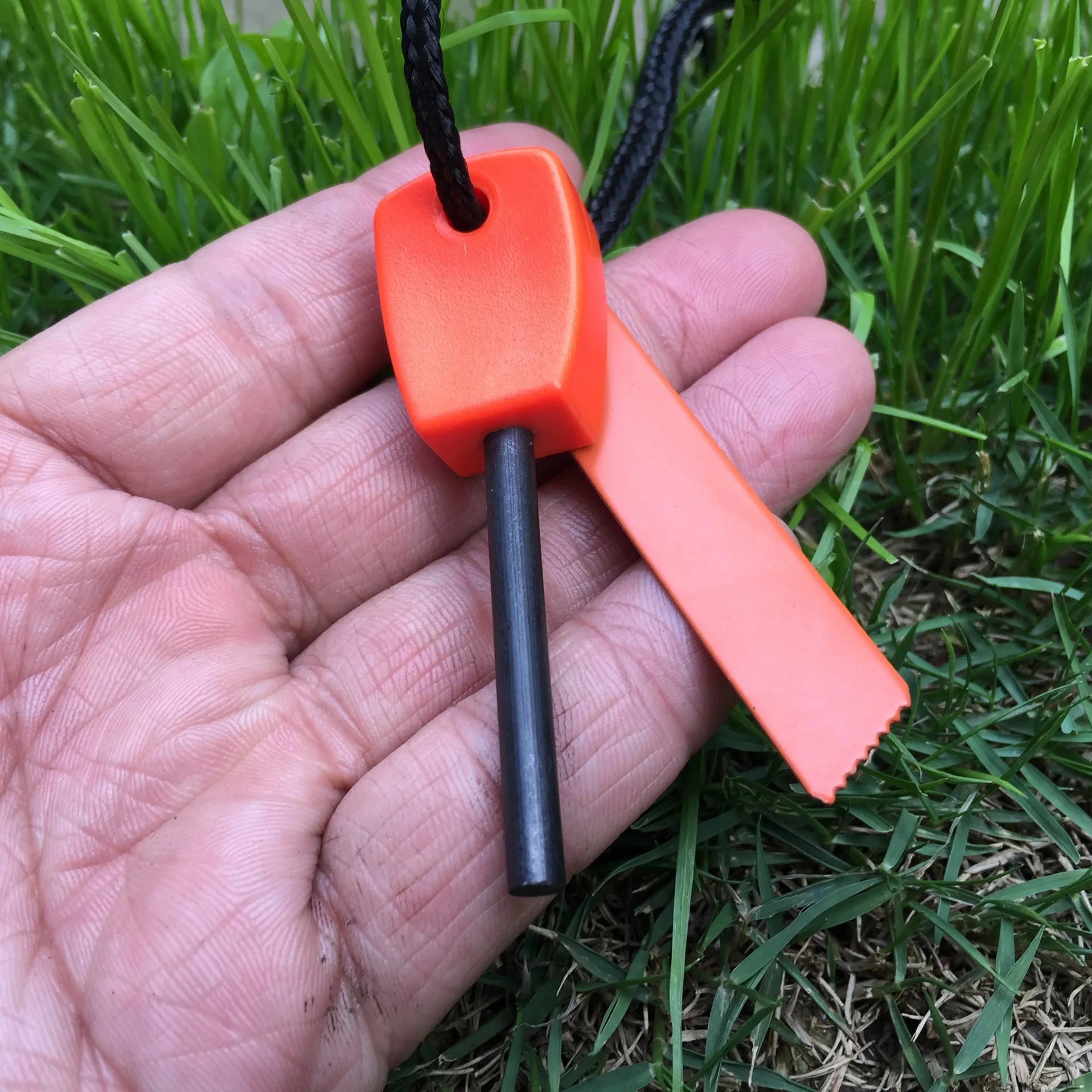 SP23-3926 Carbonate Block Flint Stone Camping Steel Metal Outdoor Survival Effective Fire Starter Starting Tool Magnesium