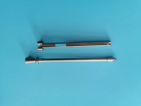 Surgical urology 20Fr bladder fistula needle