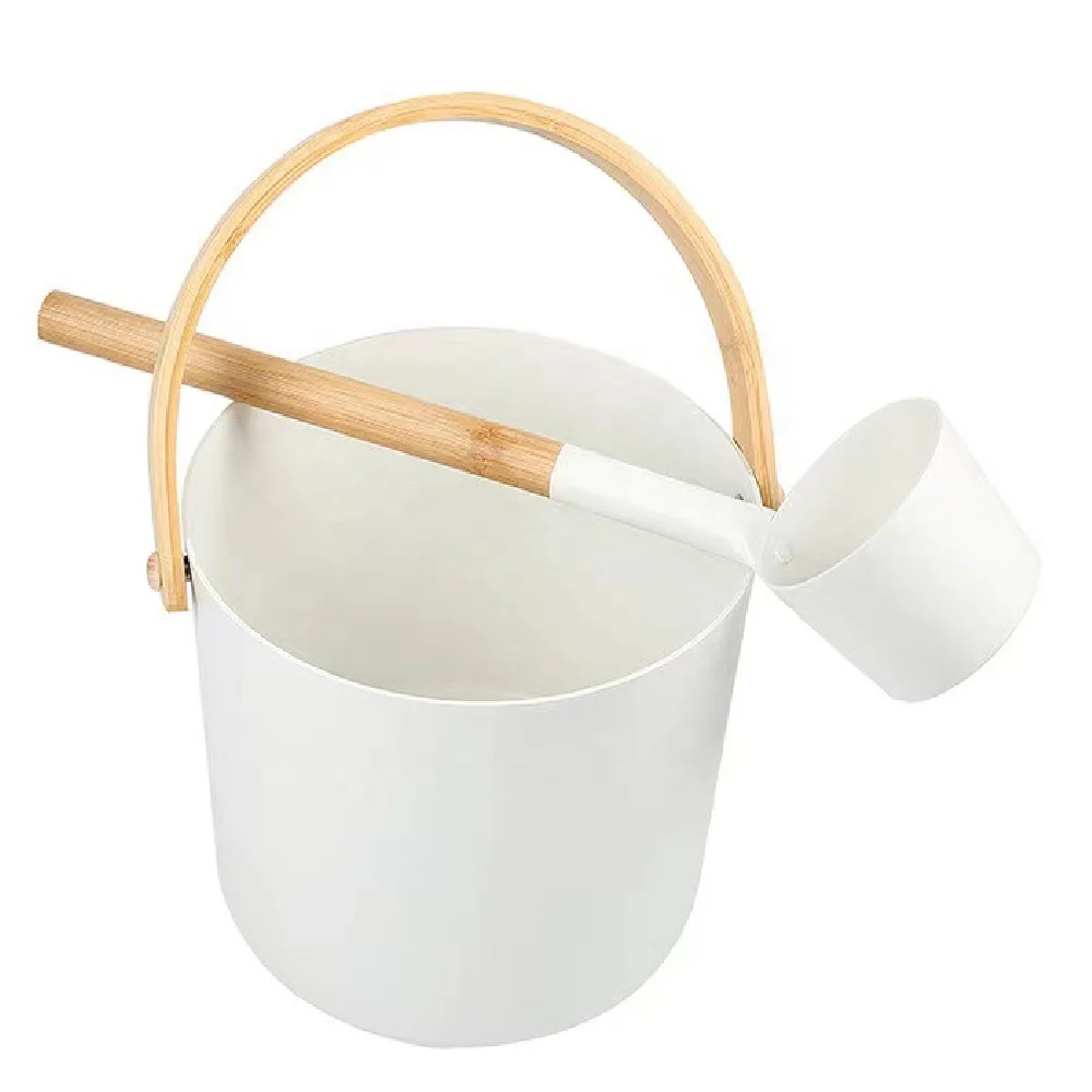7L Sauna Room Accessories Aluminum  Bucket with Long Wooden Handle Spoon Spa Shower  Bath Kit
