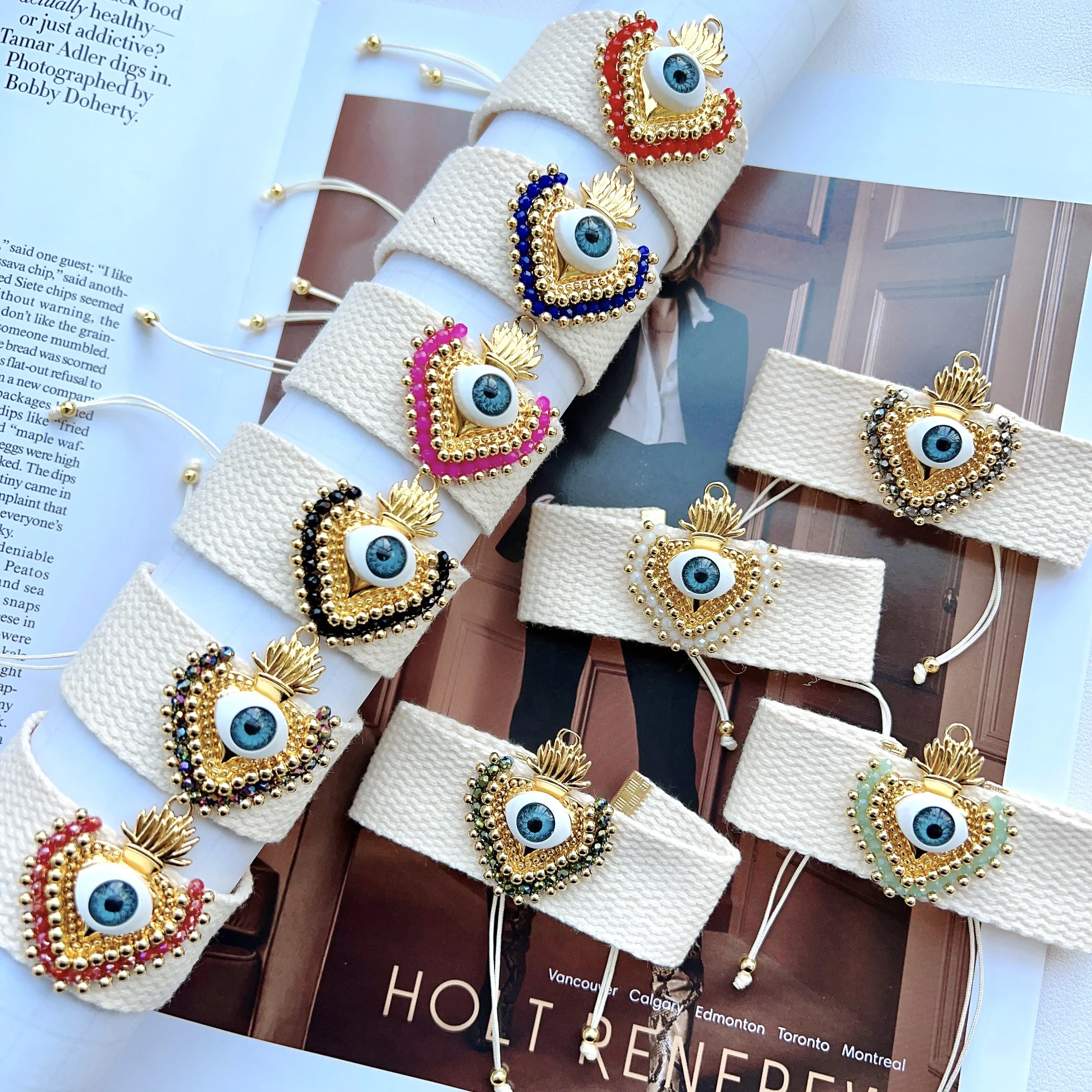 Женский плетеный браслет