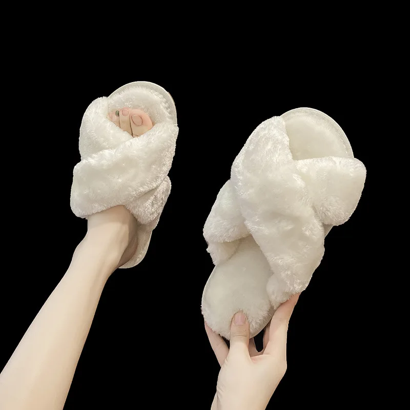 Wholesale Indoor And Outdoor Fashion Pure Color Ladies Lamb Fur Slippers Sheepskin Women Fur  Slippers
