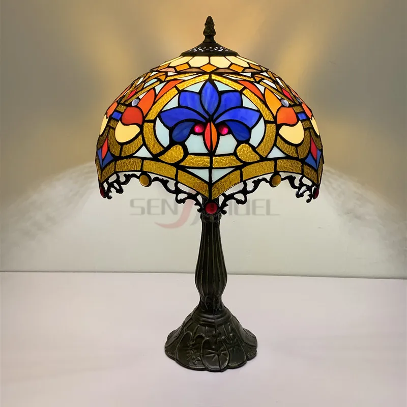 Factory Wholesale Custom Stained Glass Hand-welded Process Retro Table Lamps Decorated In Tiffany Style