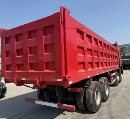 SINOTRUK HOWO китайский самосвал 8x4 Подержанный для продажи