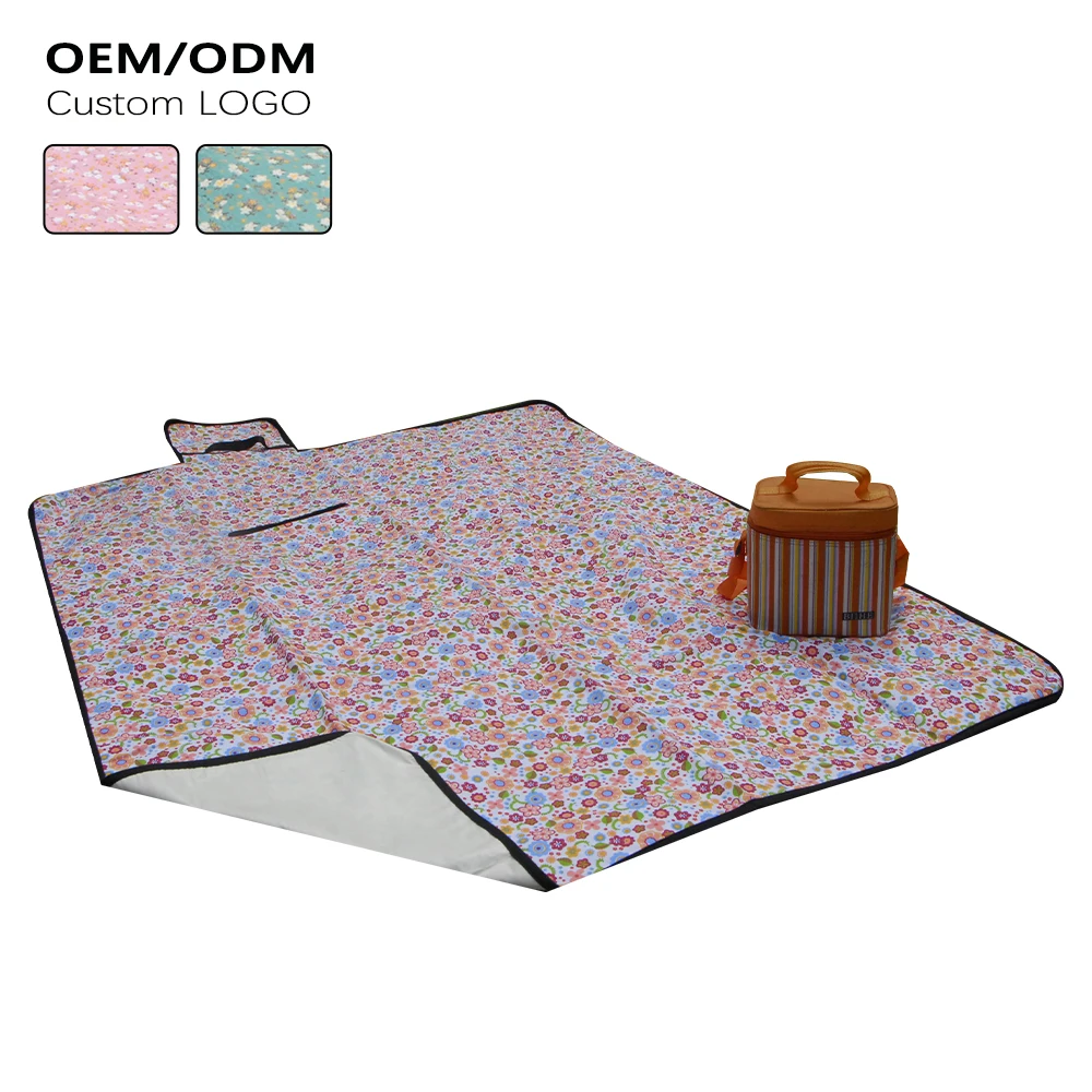 Customize Waterproof Roll Folding Pocket Sport Black Picnic Rug Blanket Mat With Logo