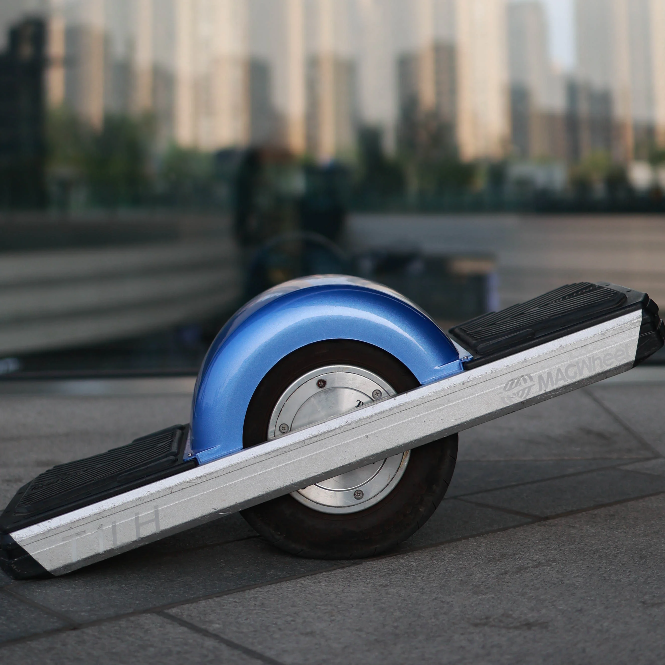 one year warranty all terrain best electric skateboard 1500W one wheel electric boards scooter max speed 35km/h