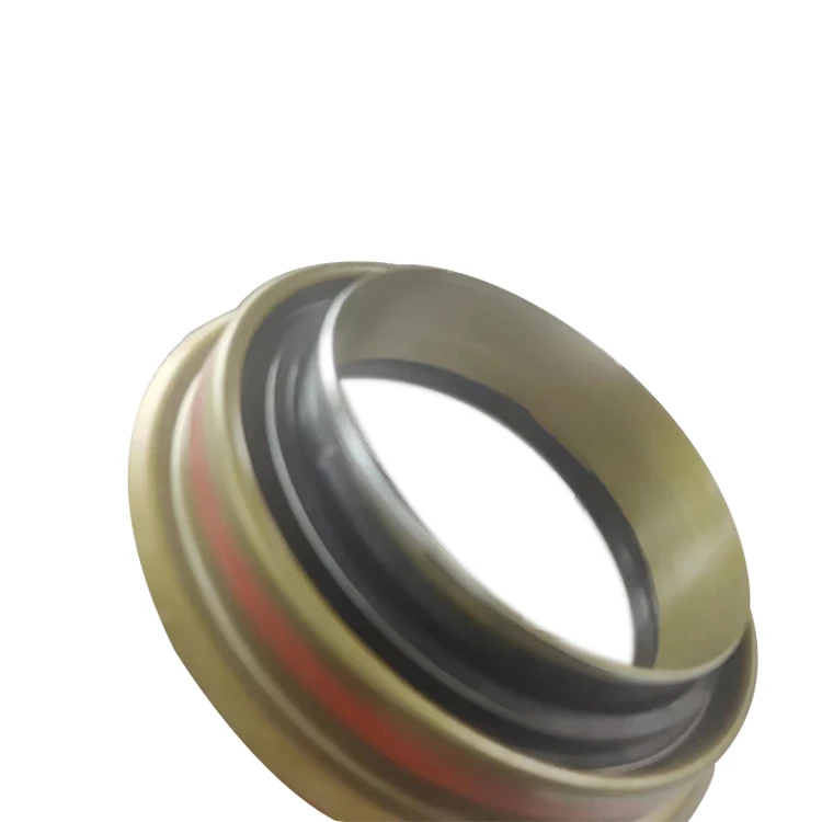 High Performance Cylinder Seals CR32500 Iron Shell Heavy Truck Engine Parts Wheel Hub Oil Seal