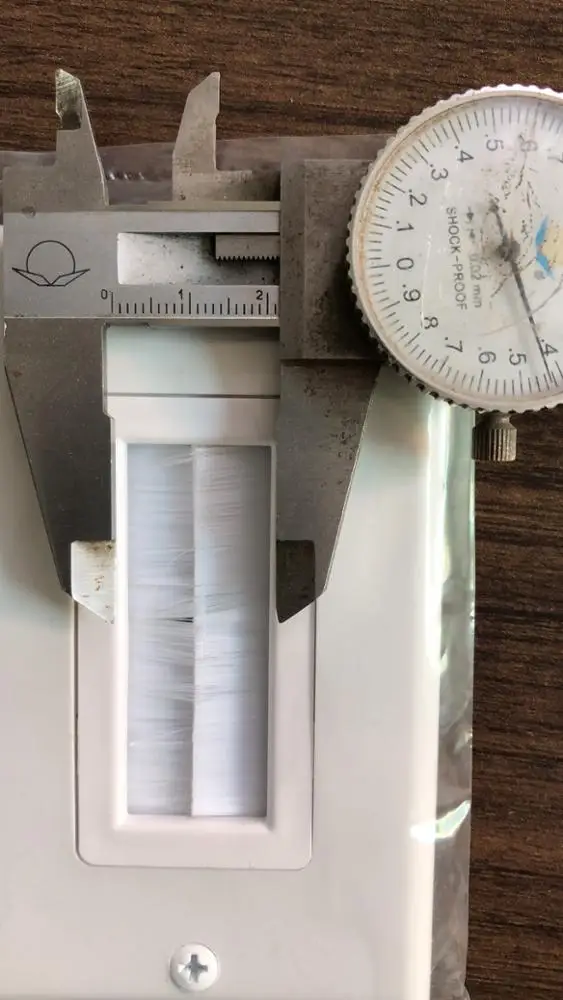 Single Gang White with white color brush  wall plate USA standard