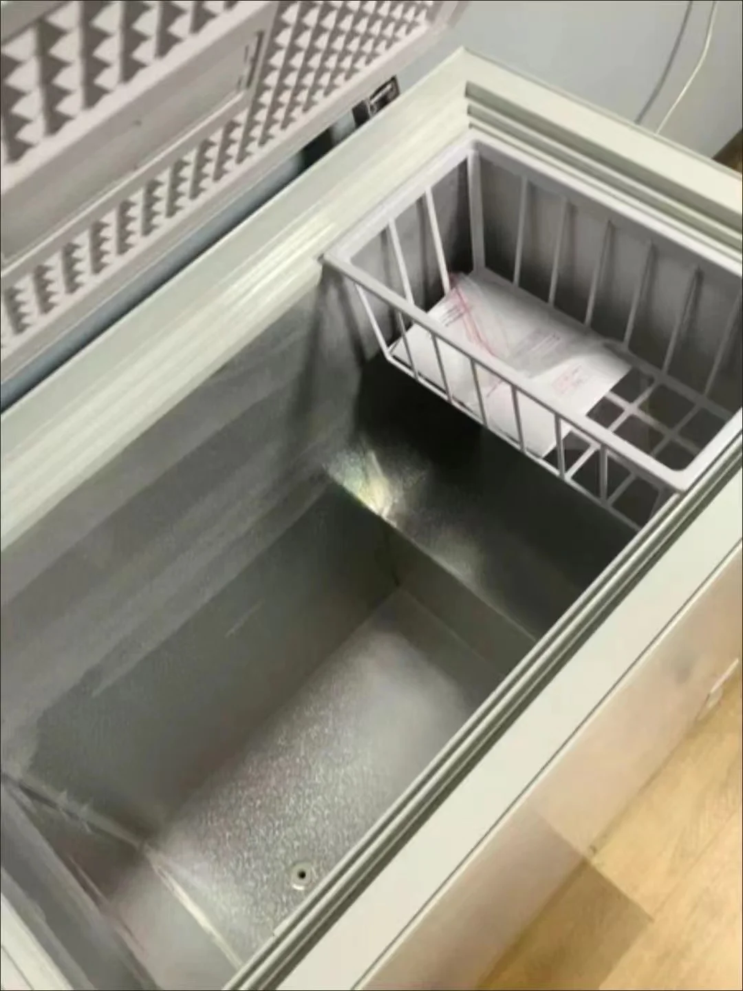 D 338L Factory Direct Sales Horizontal Freezer 4temperatures Switchable Between Refrigeration and Freezing Refrigerators