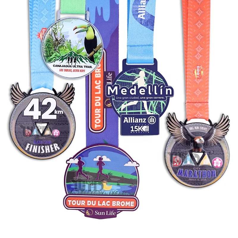 Оптовая продажа недорогой дизайн Золотая 3D награда из цинкового сплава марафон бег металлическая спортивная медаль на заказ