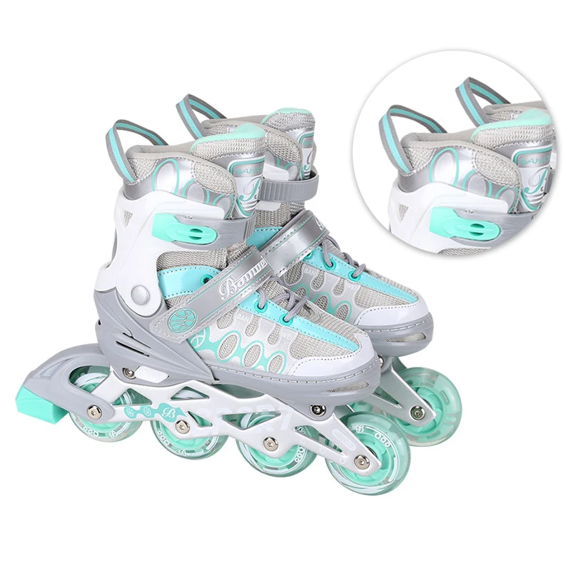 Professional Adjustable Fall Prevention Designed Breathable 4 Wheels Flashing Roller LED Light Inline Skates Shoes