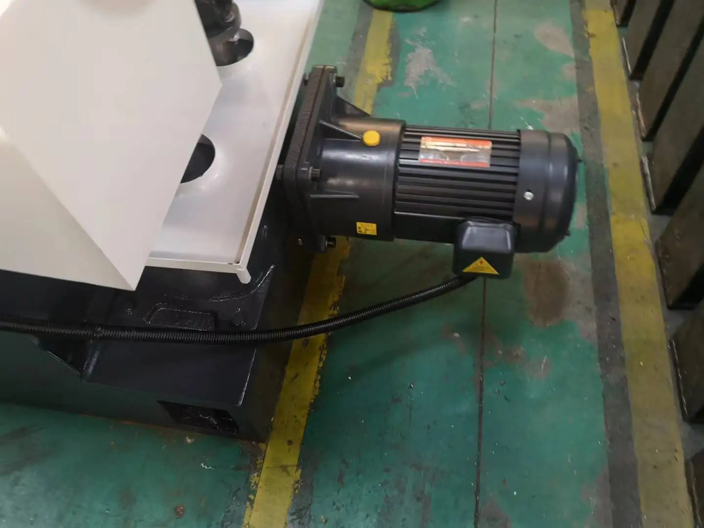 ZK-9325 Factory Direct Glass Straight Line Beveling Machine Glass Grinding CNC Glass Bevel Machine With PLC