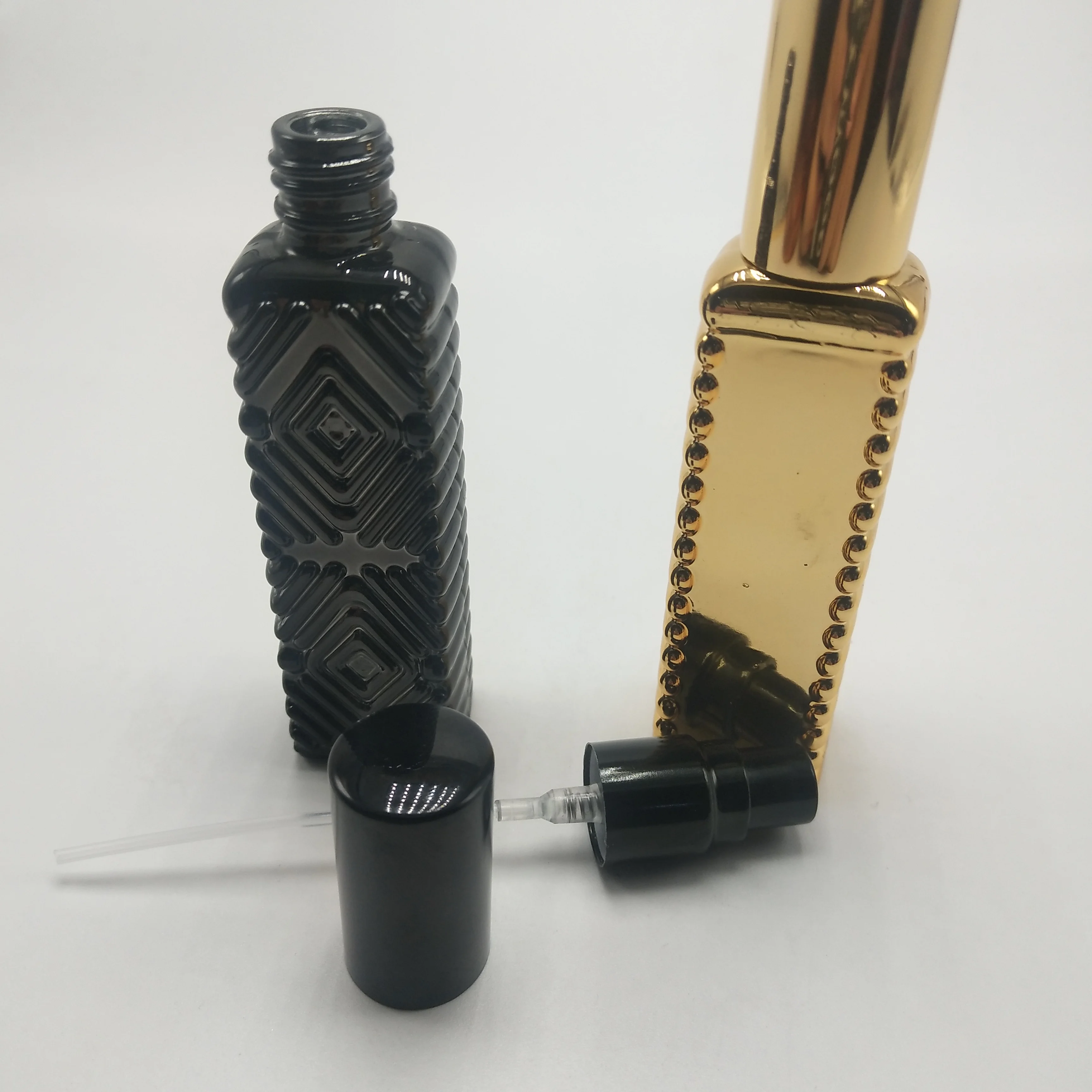 
YJ-1032 12ml portable empty perfume spray small wholesale women glass bottle car perfume 