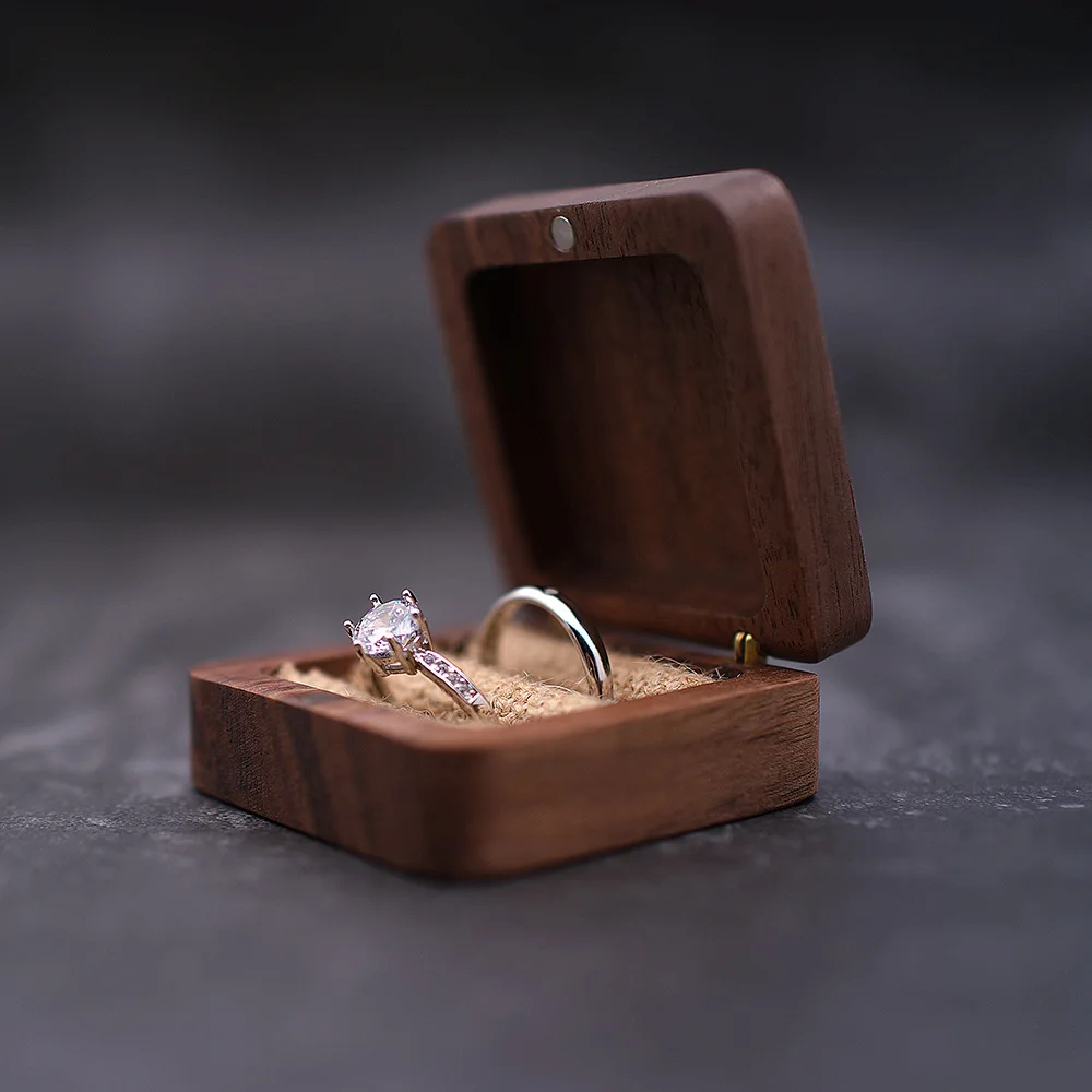 Luxury Jewelry Gift Packaging Box Wedding Ring Case Organizer Customized Logo Natural Walnut Earring Wooden Rings Box
