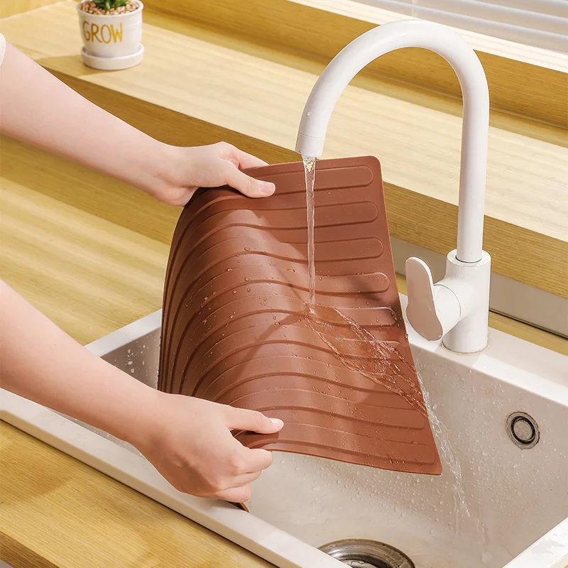 Silicone Drain Pad  Applicable Placemat for Dining Table Promotional Tableware & Fruit Coasters Drain Pads Kitchen Countertops