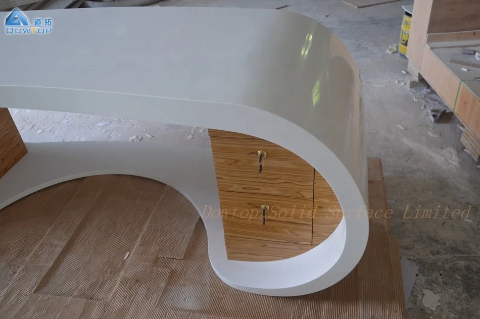 Huizhou Factory custom modern italian office table goggle desk design