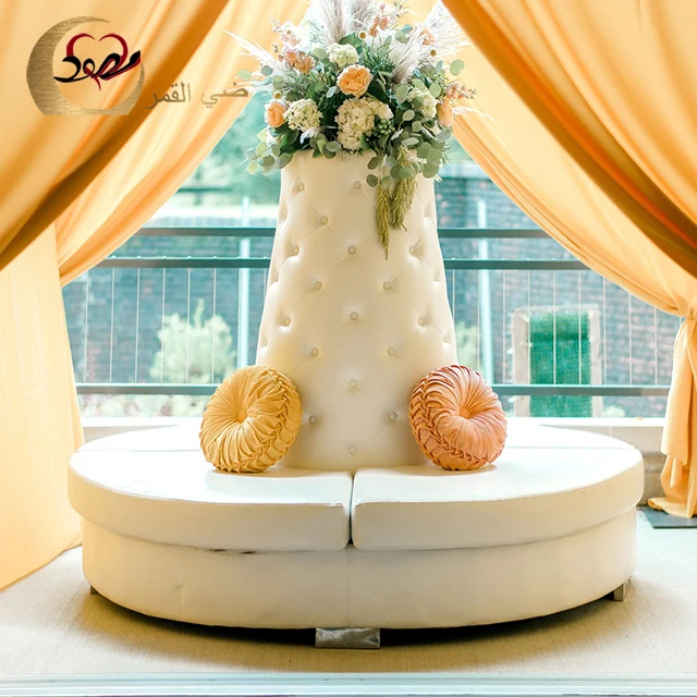 Wedding Hall Reception White Tufted PU Leather Round Reception Sofa