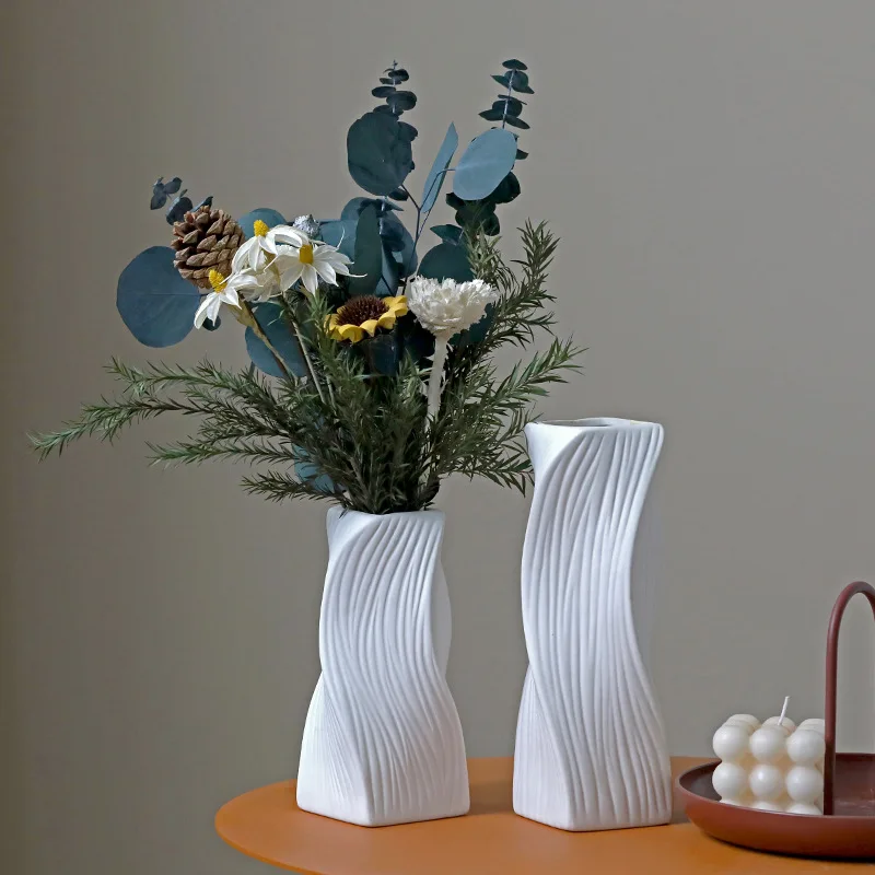 Wholesale Custom Electroplated Luxury Designed Vases For Home Decor Decorative Ceramic Flower Vase