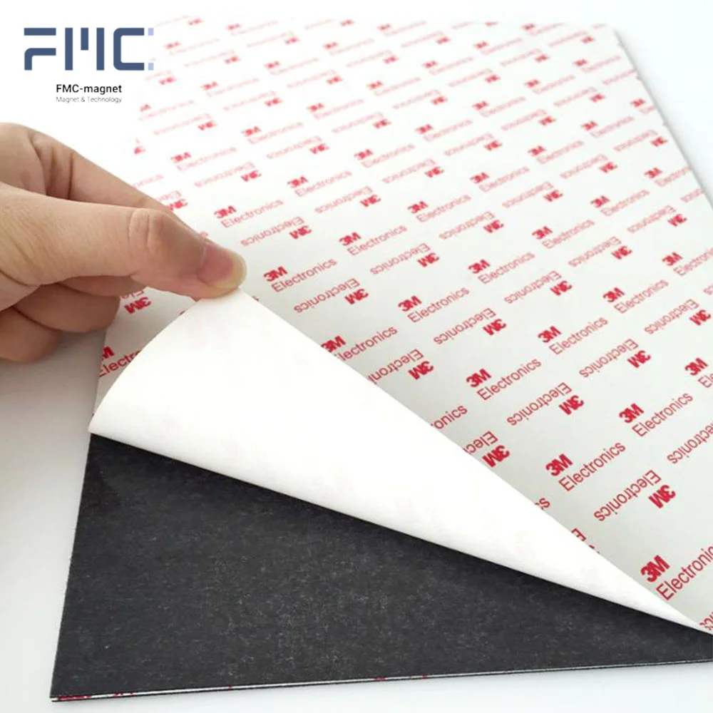 Wholesale Multifunctional Plastic Flexible Self Adhesive Rubber Magnets Flexible Magnetic Car Waterproof Vinyl Coating