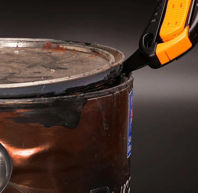 ZY-918 Heavy-duty Custom 18mm Snap off Knife Zinc Alloy Handle Utility Knife Safety Cutter knife For Carton Cutting