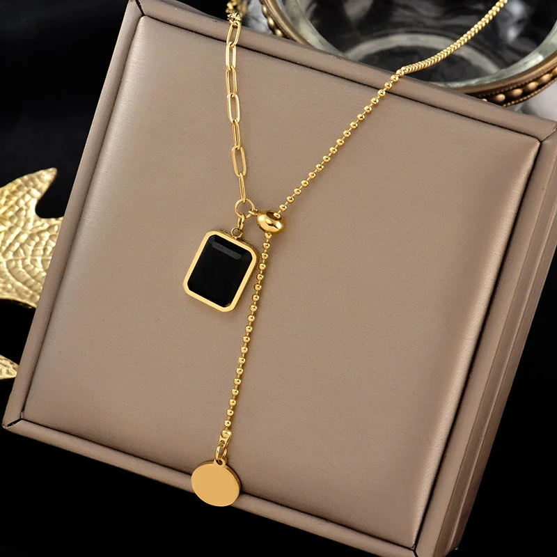 Retro Emerald Stitching Clavicle Chain Niche Adjustable Necklace Cold Wind Titanium Steel Necklace