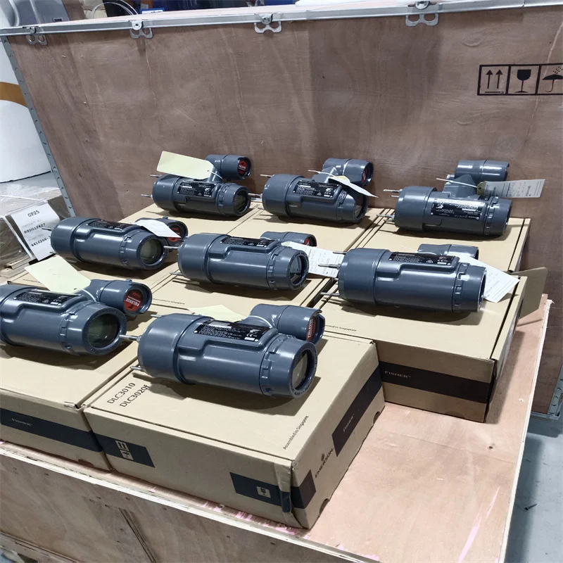 Оригинальный новый запас Fisher 667-30 пневматические приводы 3610J позиционер клапана i2P-100 646 846 Электрический преобразователь