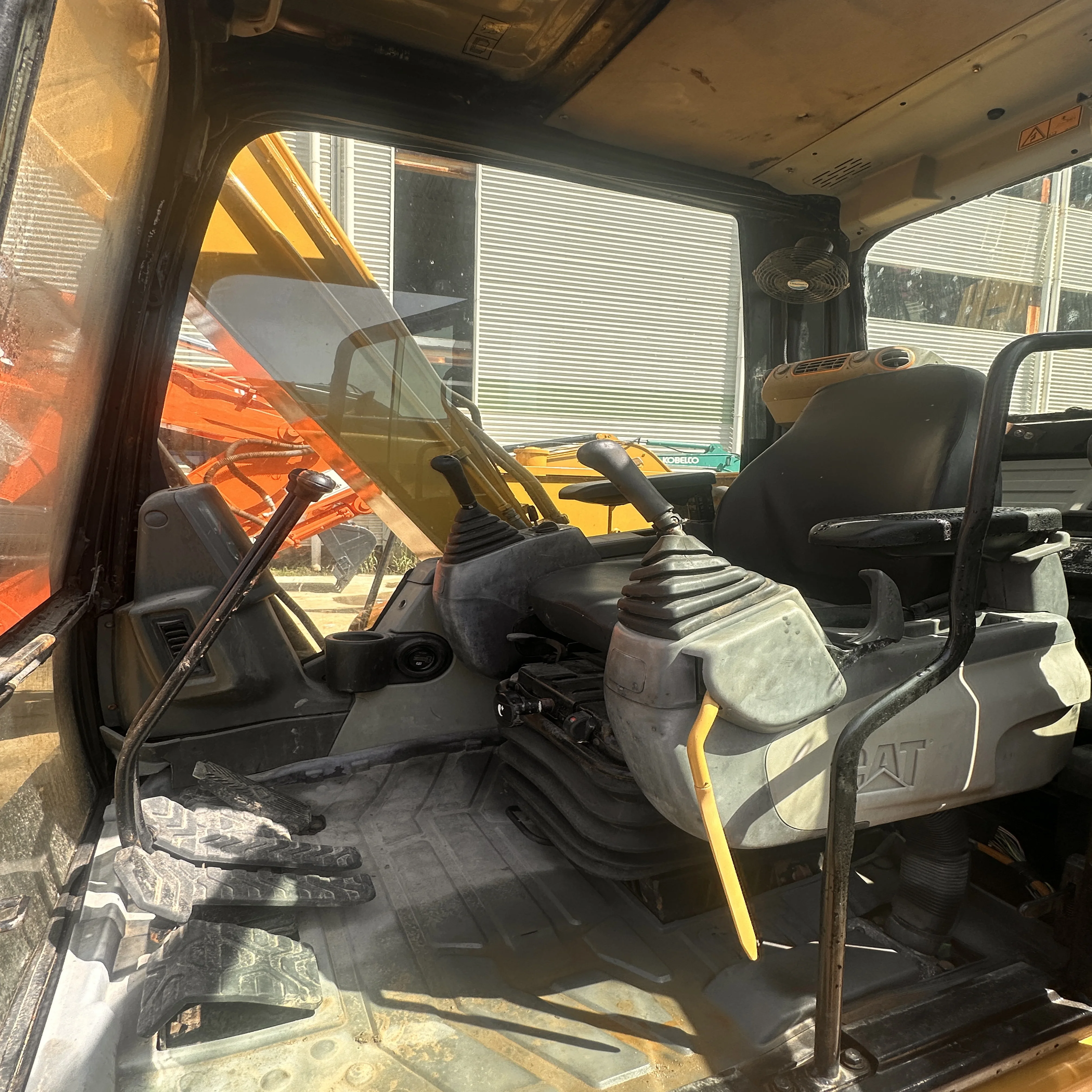 Лидер продаж экскаватор C at 307 ca t 307D мини-экскаватор 7 тонн гусеничный для продажи