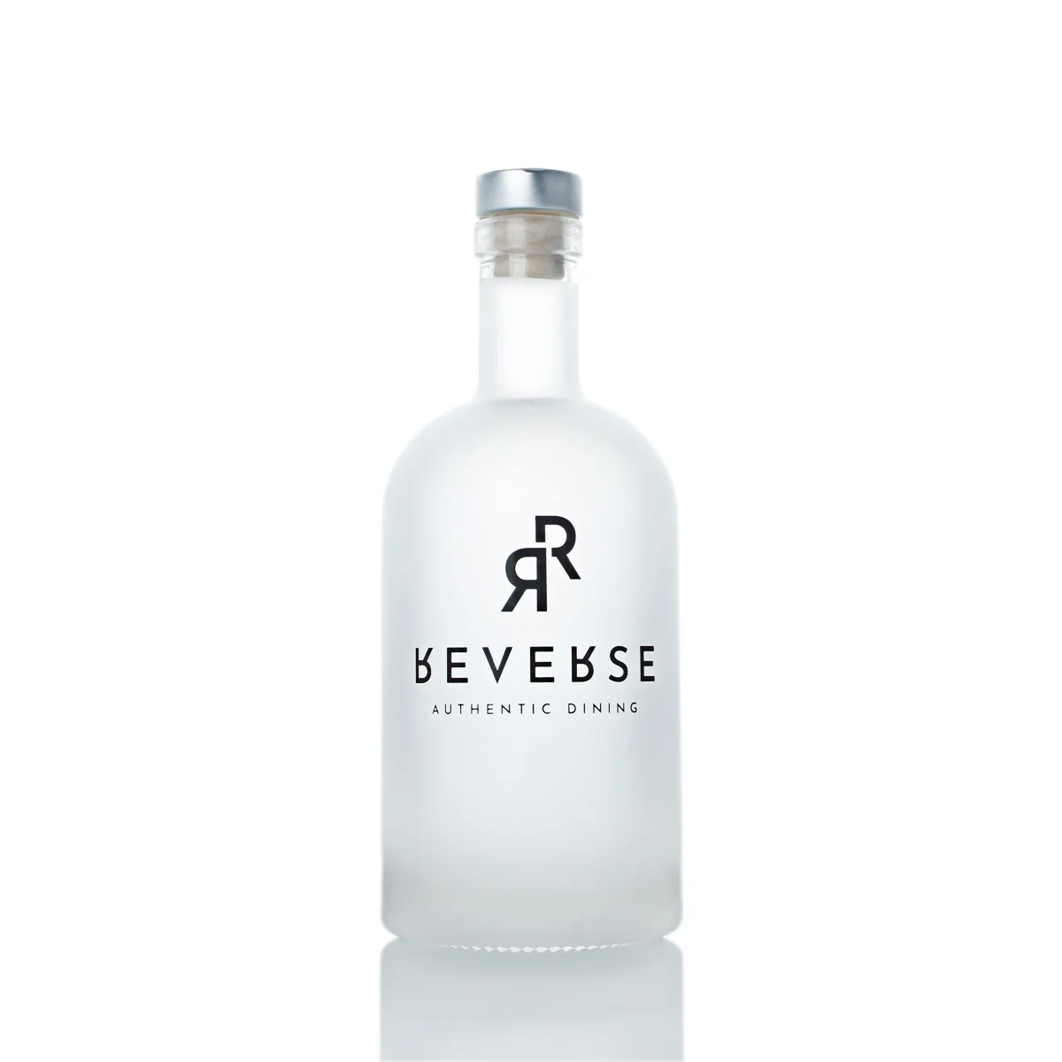 Factory Stock Botella De Vidrio Para Licor 500 ml 700 ml 750 ml Frosted Matte Black Vodka Gin Oliver Oil Spirit Glass Bottle