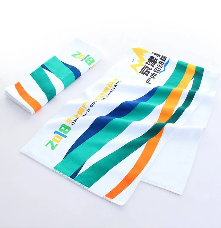Small MOQ 100% Polyester Microfiber Sports Slogan with Logo Custom Rally Towel