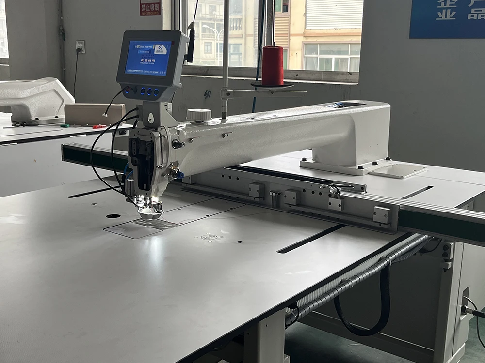 QK-R8-90 clothing industry 90x130cm double screw automatic  laser CNC intelligent pattern sewing machine